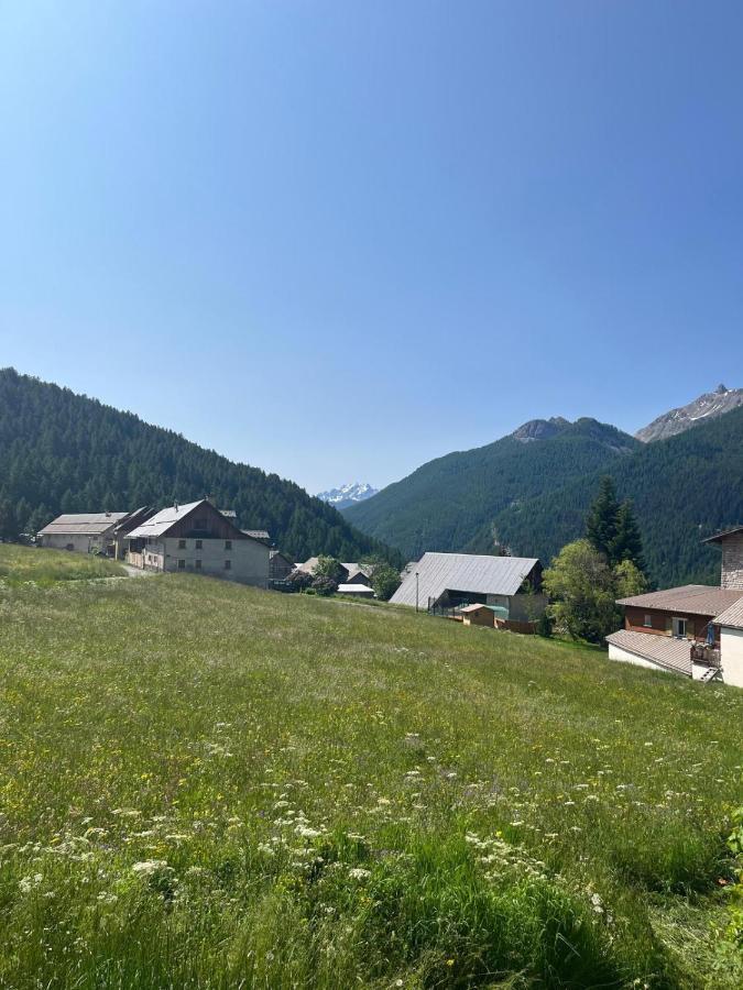 Le Chalet Des Sommets Arvieux Extérieur photo